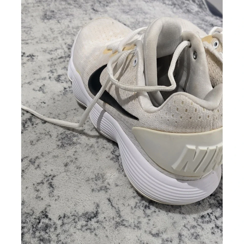 Nike Hyperdunk‎ 2017 TB Low White Beige Black Basketball Sneakers 897807-100